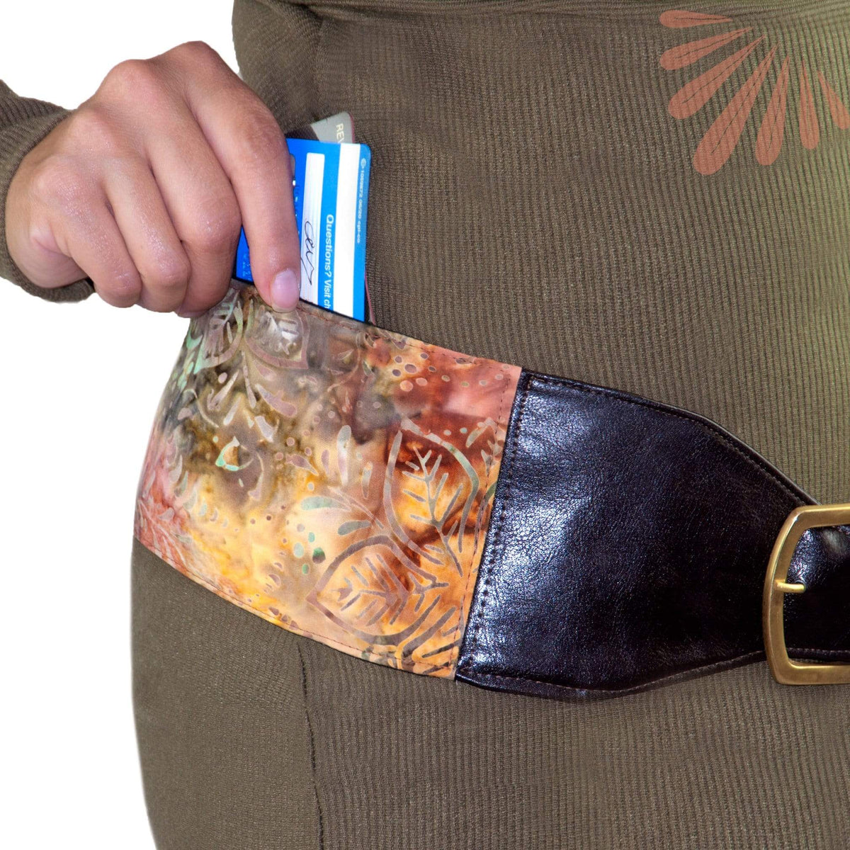 The Hidden Pocket Belt - Hammacher Schlemmer